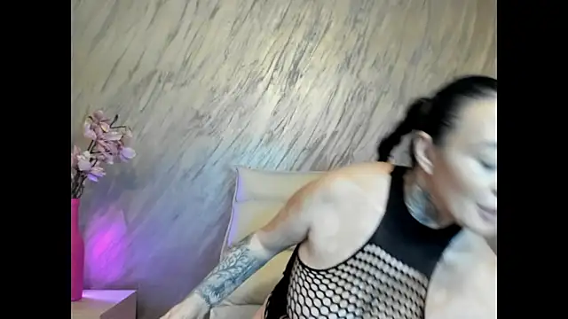 Rayanablackandwhite online show from 04-09-26, 06:25