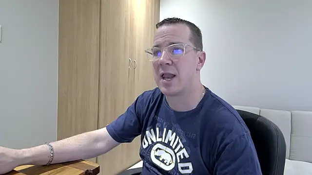 BrettJ81 online show from 10-10-25, 02:51