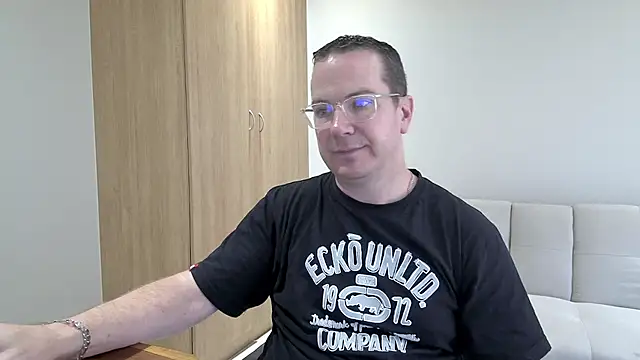 BrettJ81 online show from 01-13-26, 11:25