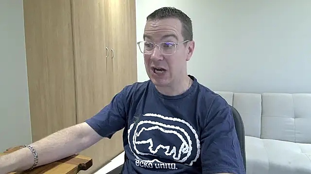 BrettJ81 online show from 02-03-26, 02:44