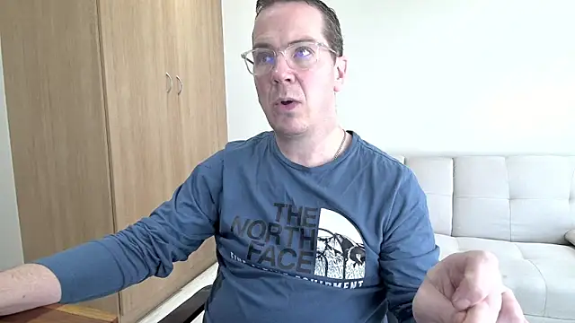 BrettJ81 online show from 05-24-26, 01:33