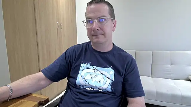 BrettJ81 online show from 02-08-26, 02:15