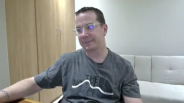 BrettJ81 online show from 09-09-25, 04:27