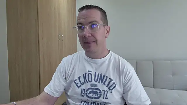 BrettJ81 online show from 05-29-26, 02:01