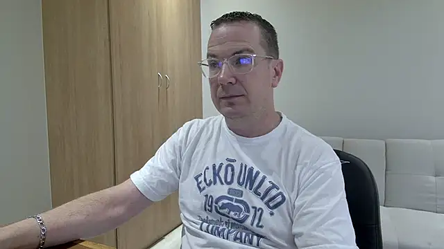 BrettJ81 online show from 02-28-26, 02:17