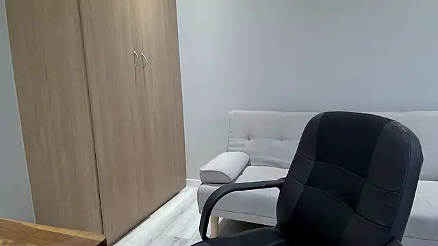 BrettJ81 online show from 03-19-26, 02:28