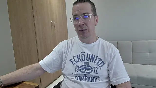 BrettJ81 online show from 03-27-26, 02:07