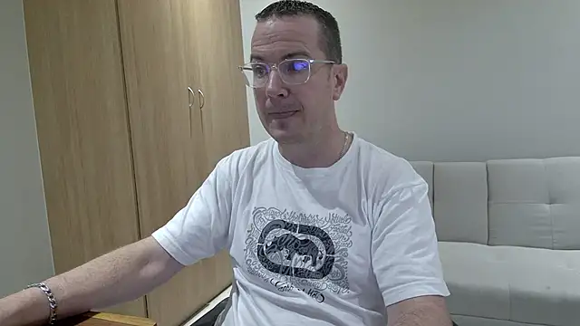 BrettJ81 online show from 03-23-26, 02:50