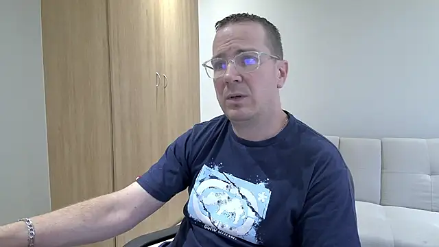 BrettJ81 online show from 02-25-26, 03:01