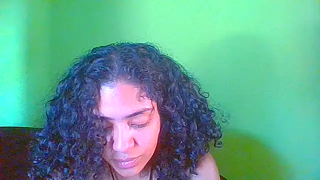Snapshot of savanahottie chatting on 07-21-26, 03:46 savanahottie online show from 07-21-26, 03:46