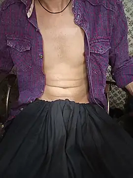 Snapshot of BrownBoy69666 chatting on 10-26-25, 04:24 BrownBoy69666 online show from 10-26-25, 04:24