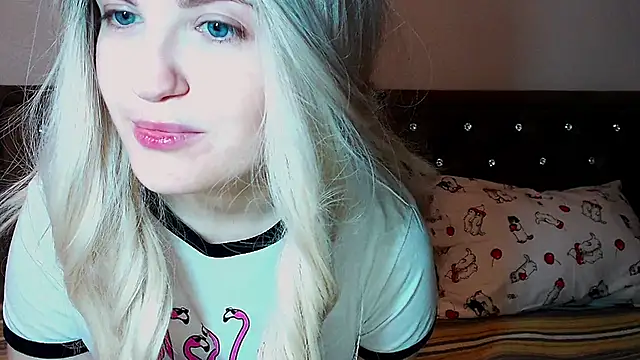 Sara4uu online show from 09-15-25, 12:33