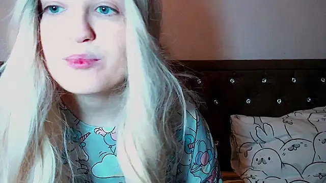 Sara4uu online show from 11-27-25, 12:55