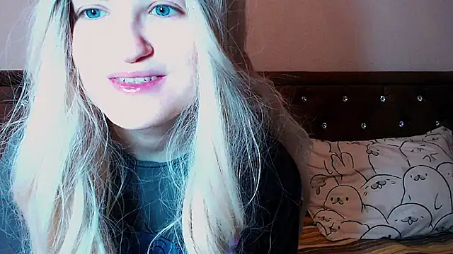 Sara4uu online show from 11-28-25, 02:34