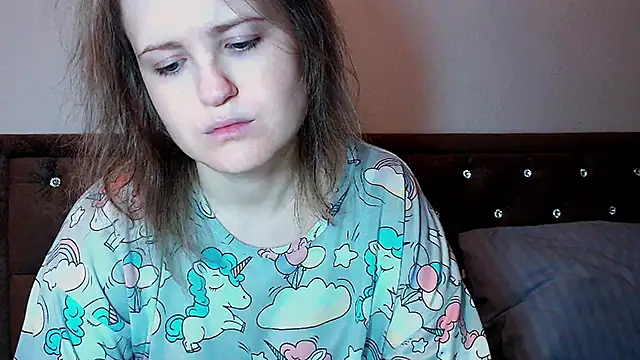 Sara4uu online show from 02-15-26, 10:30