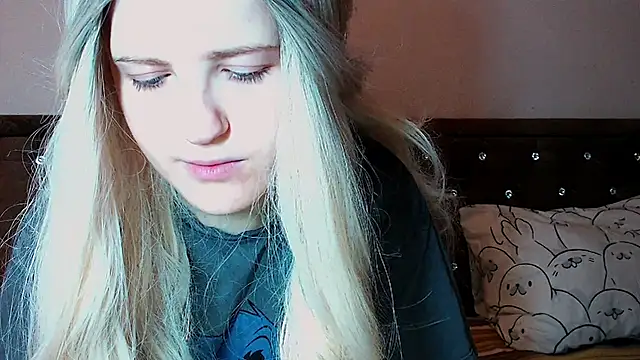 Sara4uu online show from 09-27-25, 10:38