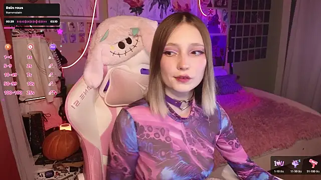 Evie Ro online show from 10-24-25, 08:08