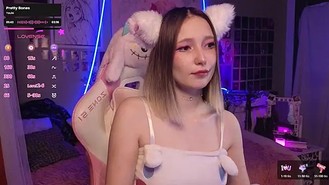 Evie Ro online show from 11-08-25, 08:56