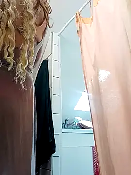 JOHANNA9MOI02 online show from 10-08-25, 03:24