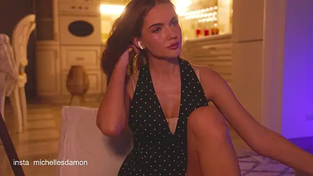 Snapshot of house_of_dragon chatting on 10-24-25, 07:02 house of dragon online show from 10-24-25, 07:02