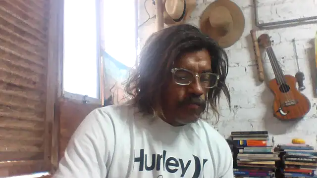 Snapshot of kvr27 chatting on 06-29-26, 12:16 kvr27 online show from 06-29-26, 12:16