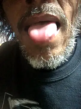 kvr27 online show from 10-27-25, 01:06