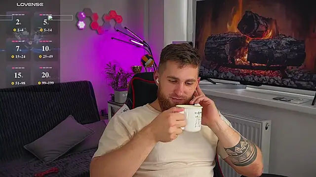 Sweeet  boy online show from 06-10-26, 12:39