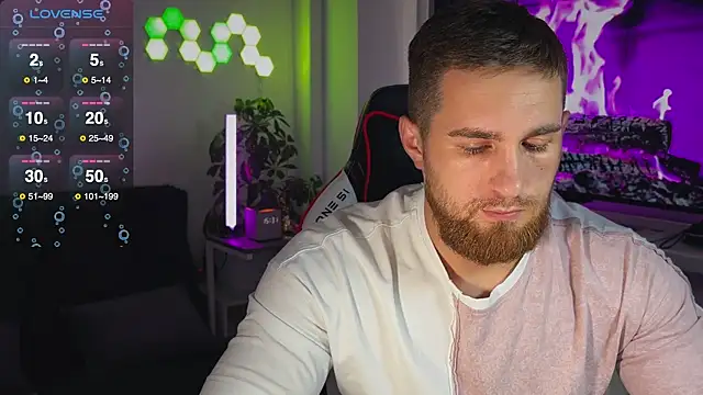 Sweeet  boy online show from 12-17-25, 12:32