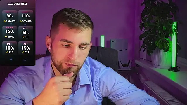 Sweeet  boy online show from 10-26-25, 03:45