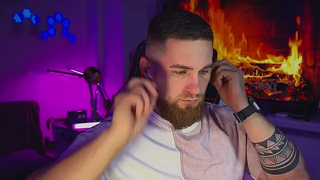 Sweeet  boy online show from 01-17-26, 03:37