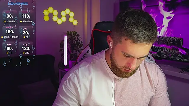 Sweeet  boy online show from 12-16-25, 06:01