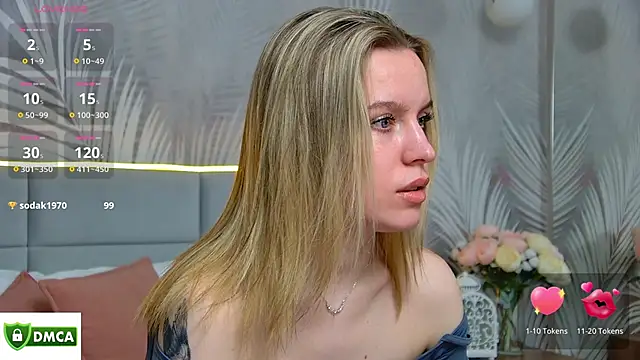 Snapshot of AmaliaBell chatting on 02-18-25, 04:14 AmaliaBell online show from 02-18-25, 04:14