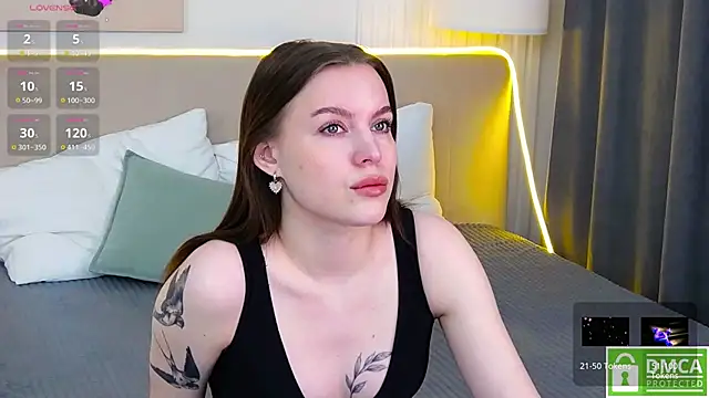 Snapshot of AmaliaBell chatting on 10-07-25, 01:12 AmaliaBell online show from 10-07-25, 01:12
