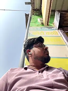 u wan me online show from 11-17-25, 10:30