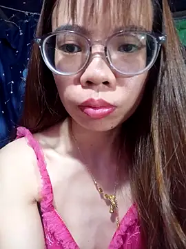   Mai-love19   online show from 05-30-26, 12:17