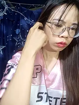   Mai-love19   online show from 10-31-25, 10:38