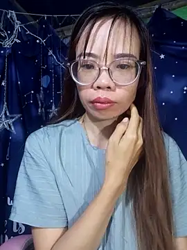   Mai-love19   online show from 10-29-25, 10:20