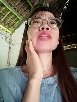   Mai-love19   online show from 10-08-25, 12:12