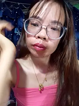   Mai-love19   online show from 05-18-26, 08:41