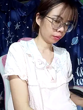   Mai-love19   online show from 04-14-26, 12:15