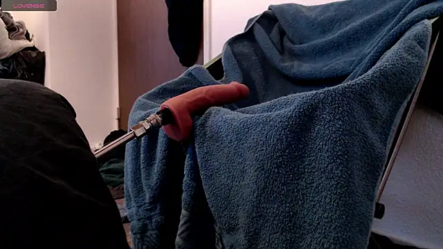 -sluttyass- online show from 07-18-26, 11:35