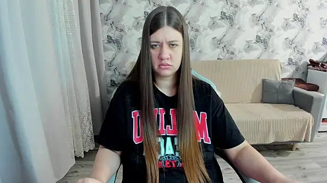 Snapshot of Lis_Kollen chatting on 10-10-25, 11:55 Lis Kollen online show from 10-10-25, 11:55