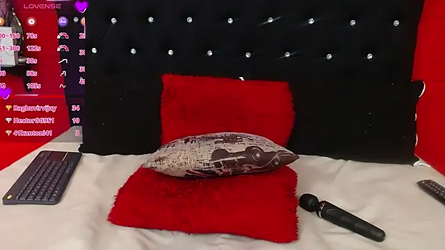 Snapshot of gisellsaenz chatting on 02-14-25, 12:19 gisellsaenz online show from 02-14-25, 12:19