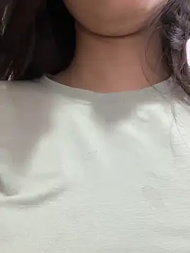 Snapshot of babecamella chatting on 01-08-25, 06:20 babecamella online show from 01-08-25, 06:20