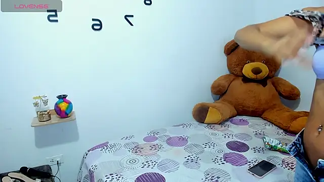 divahotxx 69 online show from 01-05-25, 01:03