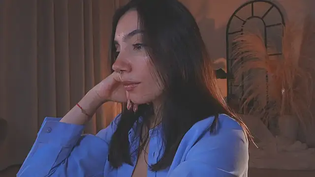 AmyArmstrong online show from 10-01-25, 01:00