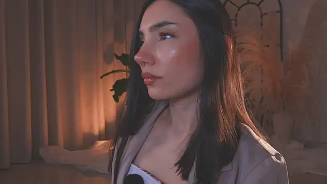 AmyArmstrong online show from 10-06-25, 12:45