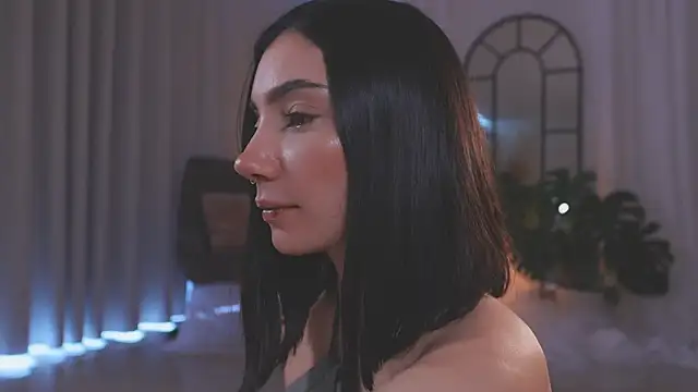 AmyArmstrong online show from 11-10-25, 08:47