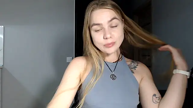 Snapshot of Sunbeam_ chatting on 05-19-26, 08:27 Sunbeam online show from 05-19-26, 08:27
