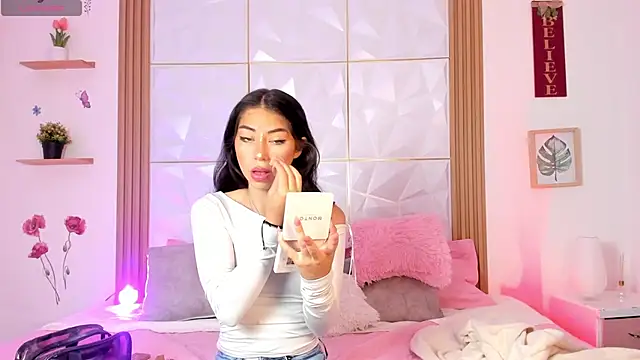 natalie jaensen online show from 04-16-26, 03:13